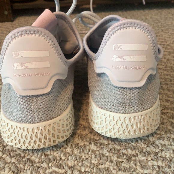 Pharrell William Tennis Shoes - Picture 4 of 5
